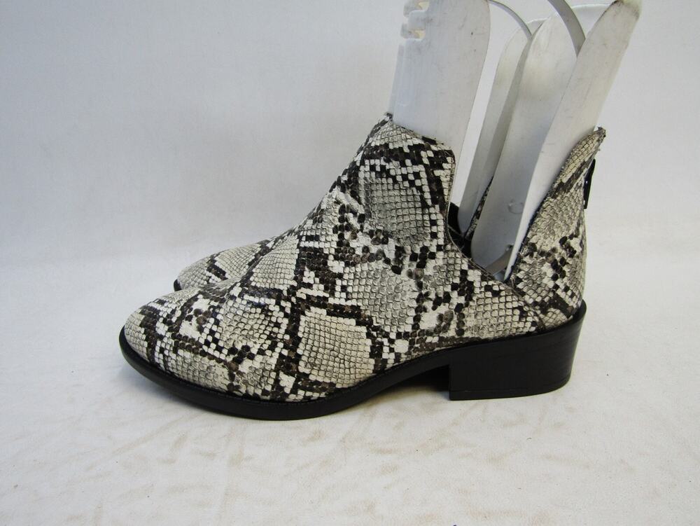 Steve Madden Womens Size 9 M Snake Print Leather Ankle Fashion Boots Bootie